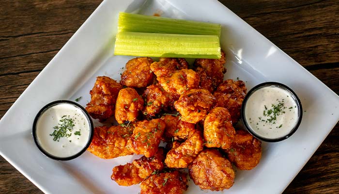 Frankie's Chicago Style Pizza restaurant in Maple Grove, MN boneless chicken wings appetizer