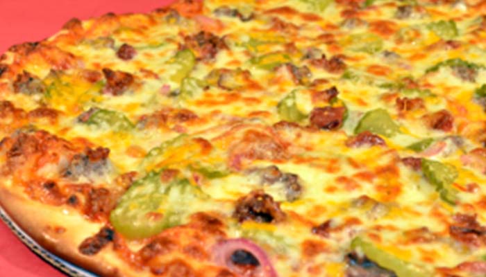 Frankie's Chicago Style Pizza restaurant in Maple Grove, MN serves bacon cheeseburger pizza