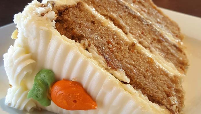 Frankie's Chicago Style Pizza restaurant in Maple Grove, MN serves the best triple layer carrot cake dessert