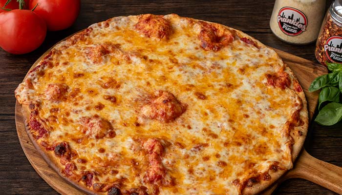 Frankie's Chicago Style Pizza restaurant in Maple Grove, MN serves the triple cheese pan pizza